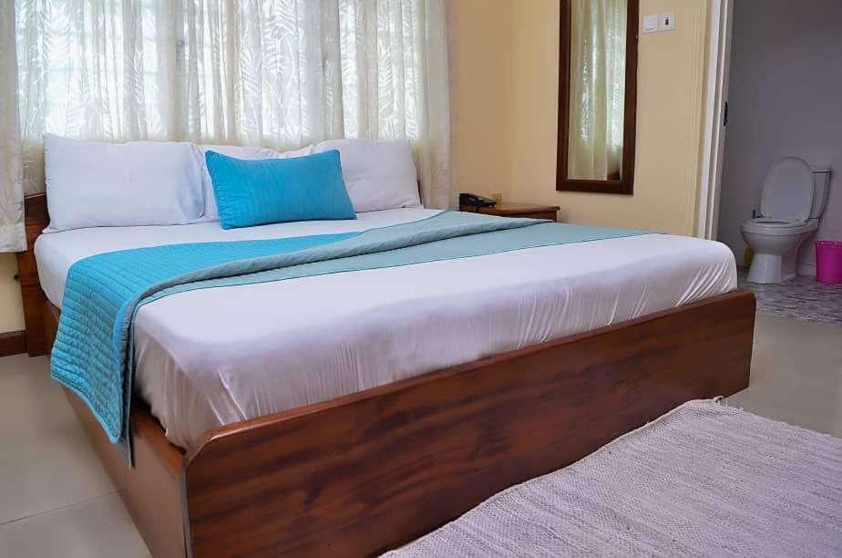 Hotel Loreto Cape Coast Esterno foto