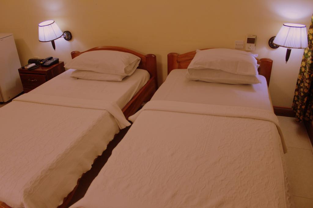 Hotel Loreto Cape Coast Esterno foto