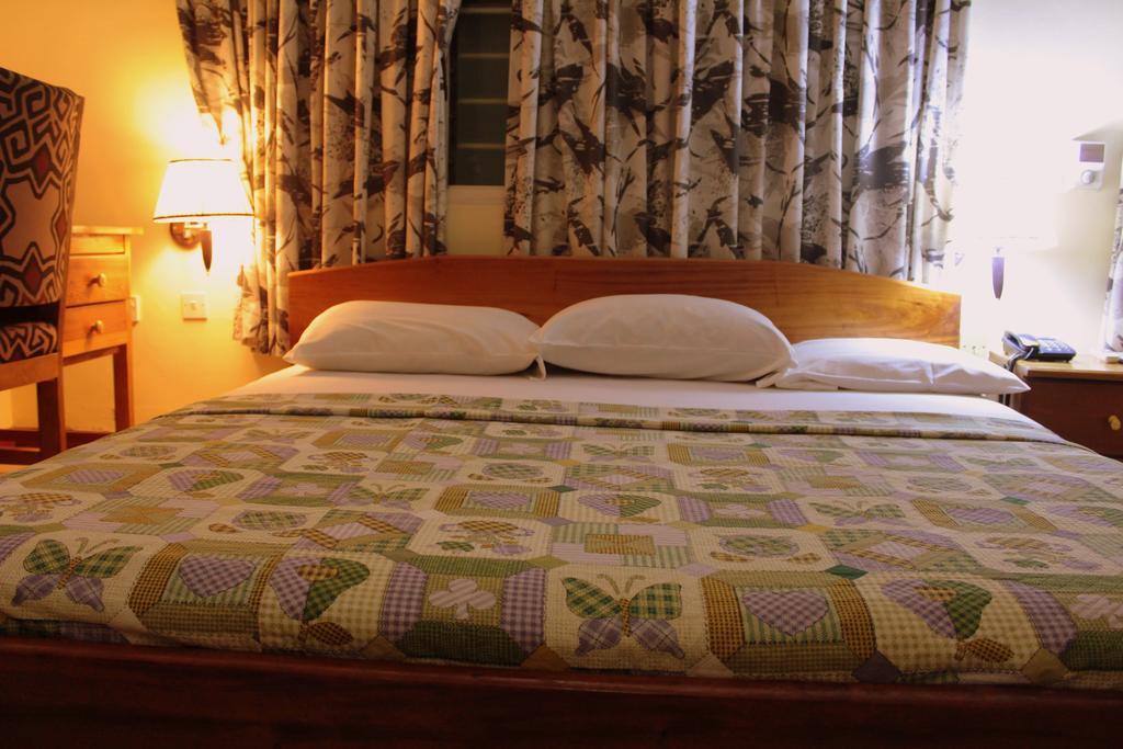 Hotel Loreto Cape Coast Esterno foto