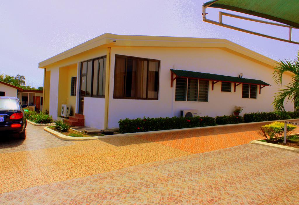 Hotel Loreto Cape Coast Esterno foto